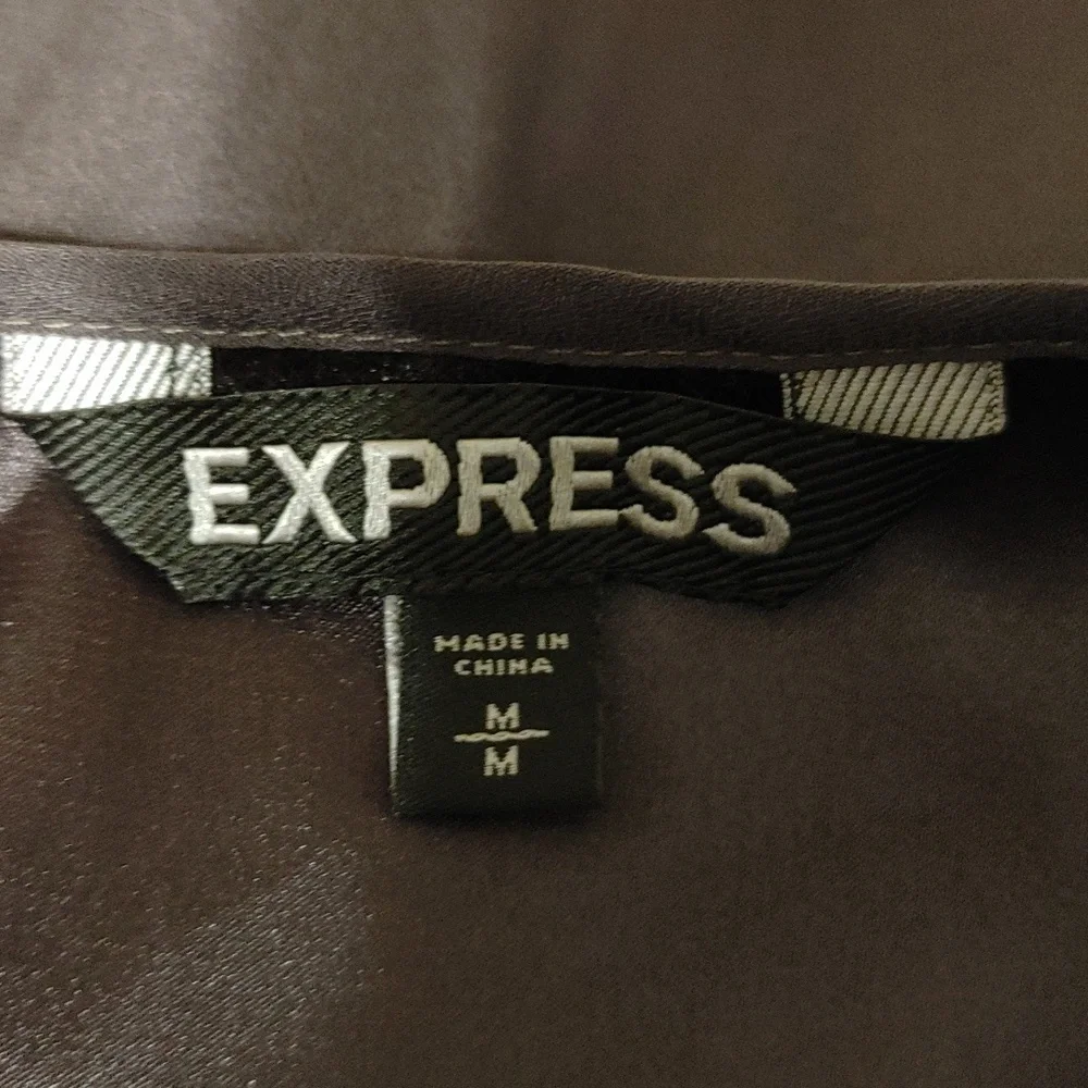 🖤Express Elegant Charcoal Dress - Picture 8 of 10